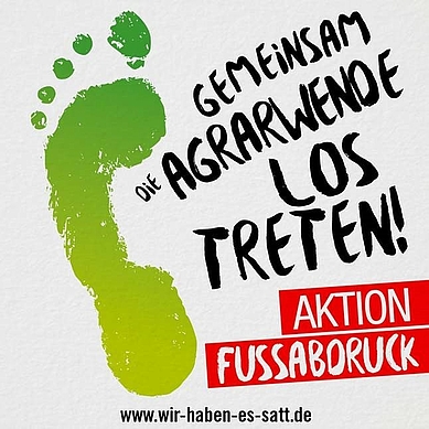 Aktion Fussabdruck - Banner zur Wir haben es satt Demo 2021