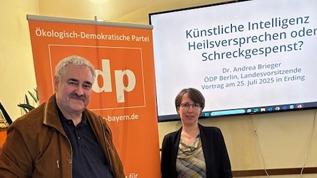 Wolfgang Reiter und die Referentin Dr. Andrea Brieger